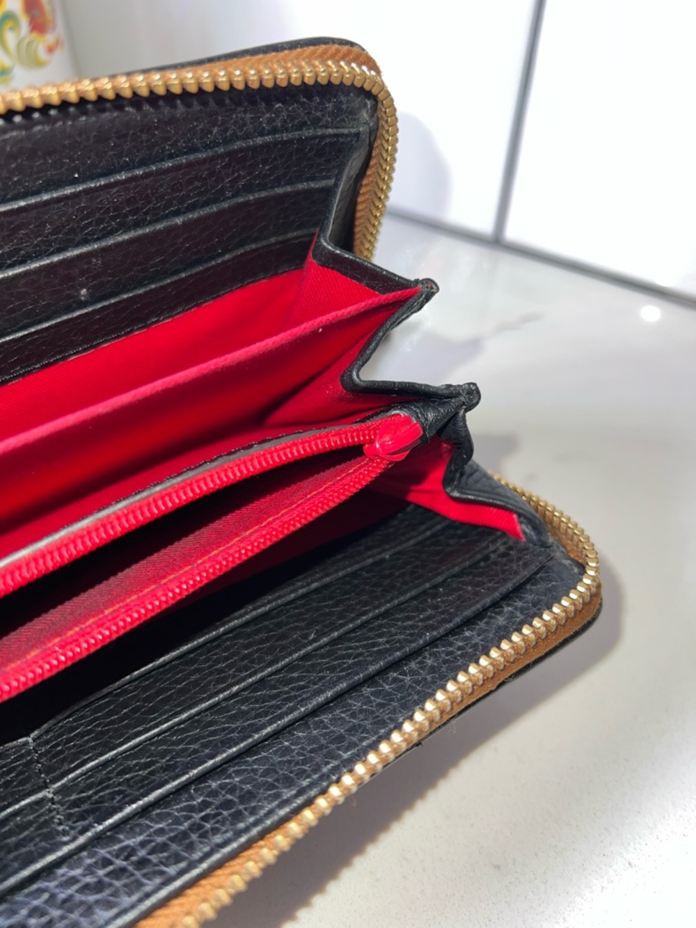 Dooney & Bourke | Pebble Grain Zip Around Wallet | Black | Large - Picture 9 of 15
